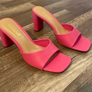 BRAND NEW HOT PINK SANDAL HEEL